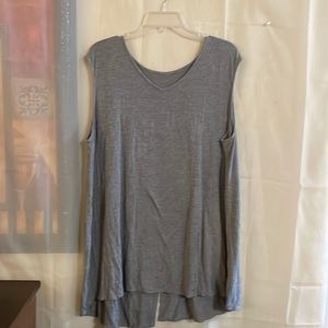 V - Neck Tank Top Size 18/20 EUC